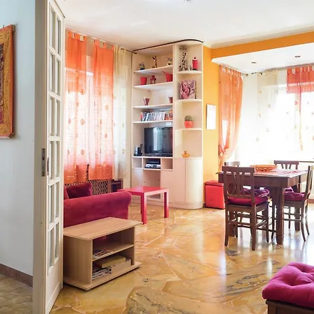 Charming Apartment In Rome Near Vatican City Apartment *