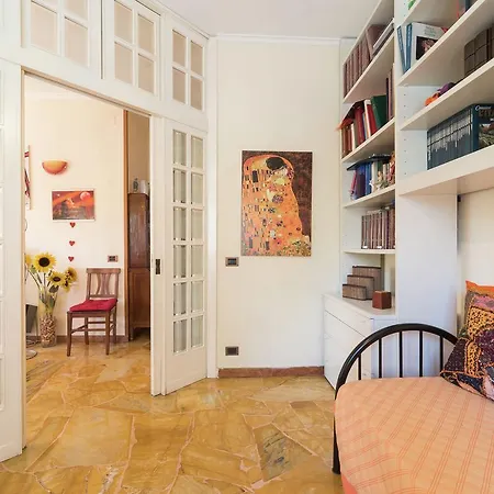 Charming Apartment In Rome Near Vatican City Apartment *