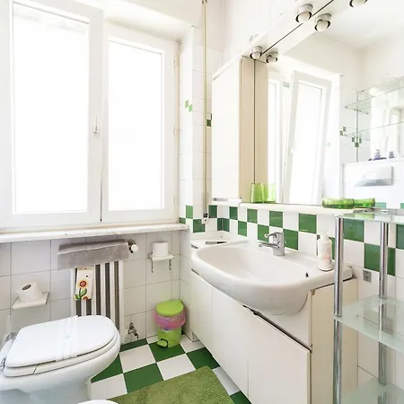 Charming Apartment In Rome Near Vatican City