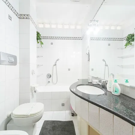 Charming Apartment In Rome Near Vatican City Apartment *